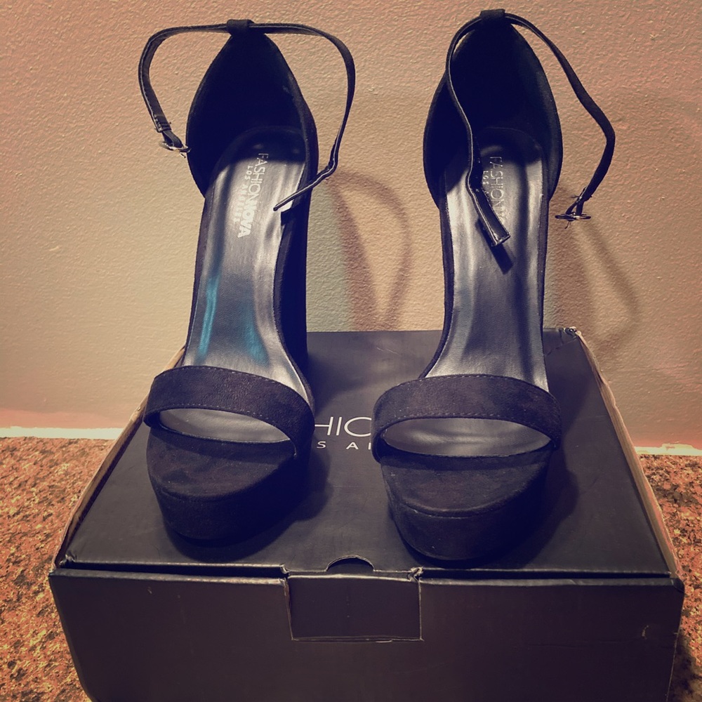 Black Open Toe Heels NEW!!